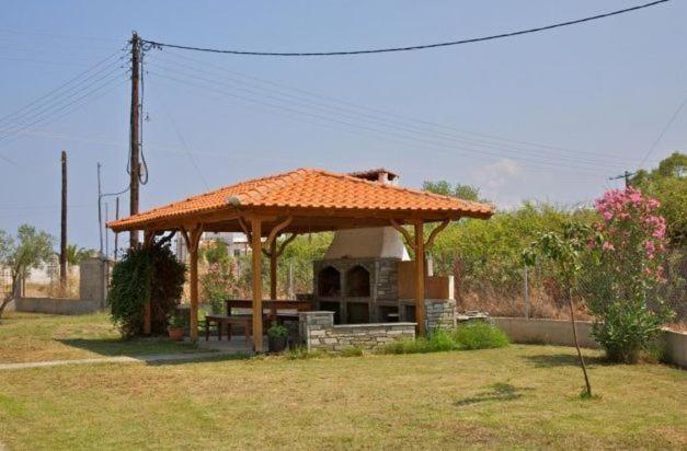 آغيوس نيكولاوس 4-You Residence المظهر الخارجي الصورة